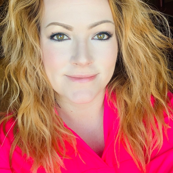 Meet your Posher, Samantha - Picture 2 of 6